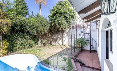 CASA DE 4 DORMITORIOS EN ARROYITO RESIDENCIAL