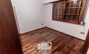 CASA DE 4 DORMITORIOS EN ARROYITO RESIDENCIAL