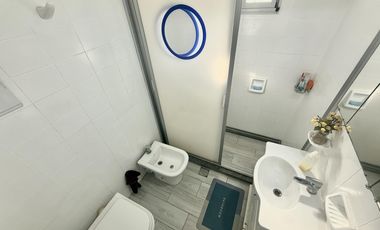 VENTA - CASA DE 5 DORMITORIOS CON QUINCHO, DEPARTAMENTO Y PILETA EN EL CENTRO DE FUNES