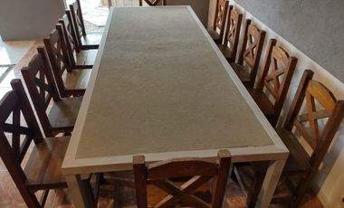 Casa en venta - 4 Dormitorios 4 Baños - Cocheras - 344Mts2 - Burzaco