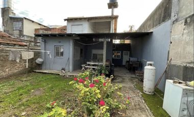 Casa en Dos Plantas. Rotta 732, Monte Grande.