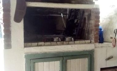 Casa en venta - 2 Dormitorios 2 Baños - Monoambiente - 750Mts2 - Verónica
