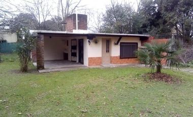 Casa en venta - 2 Dormitorios 2 Baños - Monoambiente - 750Mts2 - Verónica