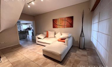 Venta casa 4 ambientes con piscina en Wilde