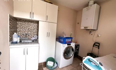 Venta casa 4 ambientes con piscina en Wilde