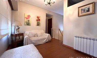 Venta casa 4 ambientes con piscina en Wilde