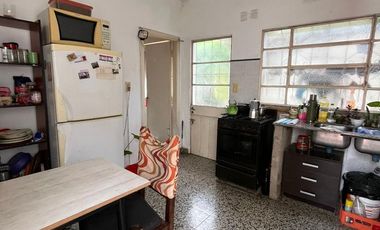 PH de 2 ambientes con patio en Lomas de Zamora Este