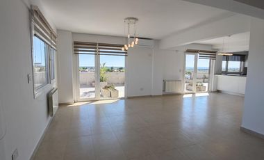 VENTA Departamento Piso  3 dormitorios - Nivel Gerencial - Bº Santa Genoveva