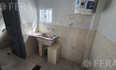 Venta de PH de 2 ambientes con patio en Villa Dominico