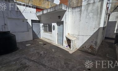 Venta de PH de 2 ambientes con patio en Villa Dominico