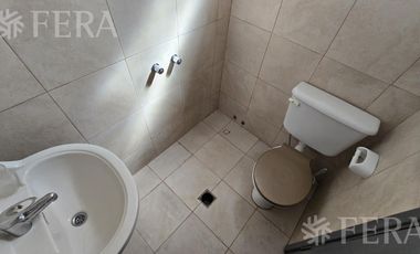 Venta de PH de 2 ambientes con patio en Villa Dominico