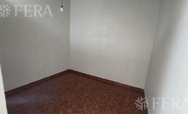 Venta de PH de 2 ambientes con patio en Villa Dominico