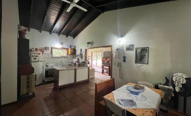 Casa en venta - 2 Dormitorios 2 Baños - 2.000Mts2 - Punta Indio