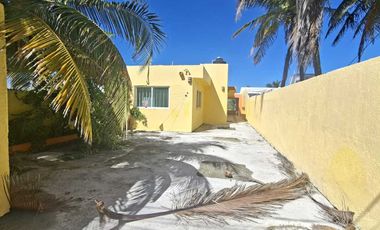 CASA DE UNA PLANTA FRENTE AL MAR EN CHELEM