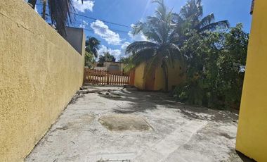 CASA DE UNA PLANTA FRENTE AL MAR EN CHELEM