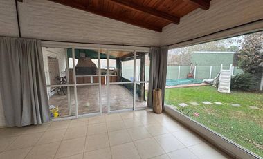 CASA DE 3 DORMITORIOS-IBARLUCEA