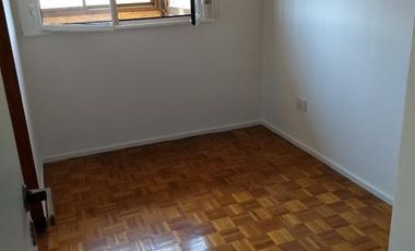 IMPECABLE! Depto 3 amb c/2 balcones en Av. Maipú e Italia