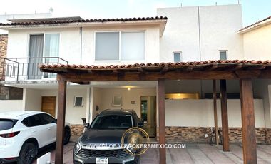 Venta de CASA AMUEBLADA en Coto, PUERTO VALLARTA, Jalisco.