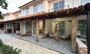 Venta de CASA AMUEBLADA en Coto, PUERTO VALLARTA, Jalisco.