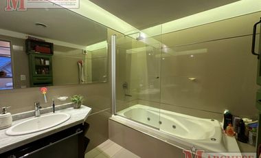 Departamento en  VENTA de cuatro ambientes