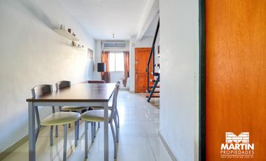 Casa dúplex en venta en El Talar, 3 amb con patio