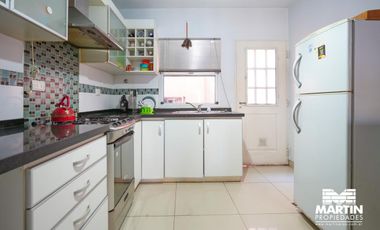 Casa dúplex en venta en El Talar, 3 amb con patio