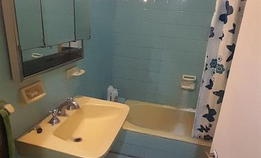 Casa en venta - 3 Dormitorios 3 Baños - 397Mts2 - Temperley