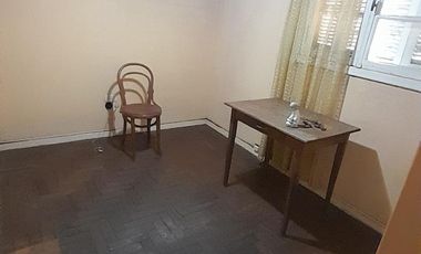 Casa en venta - 3 Dormitorios 3 Baños - 397Mts2 - Temperley