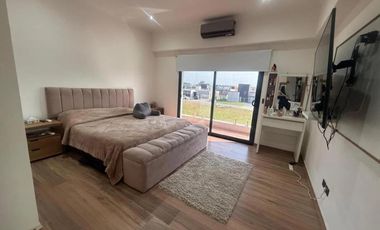 Casa en venta - 5 Dormitorios 1 Baño - Canning