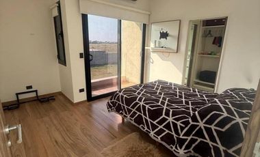 Casa en venta - 5 Dormitorios 1 Baño - Canning