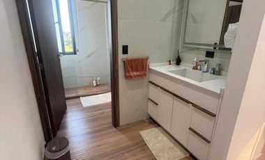 Casa en venta - 5 Dormitorios 1 Baño - Canning