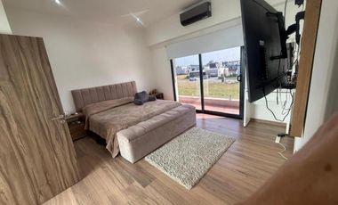 Casa en venta - 5 Dormitorios 1 Baño - Canning