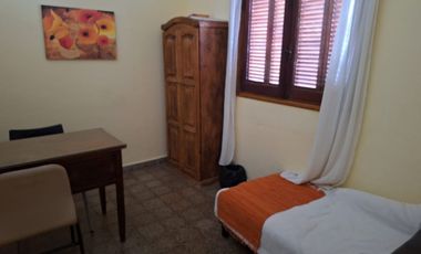 CASA DE 3 DORMITORIOS -GRANADERO BAIGORRIA