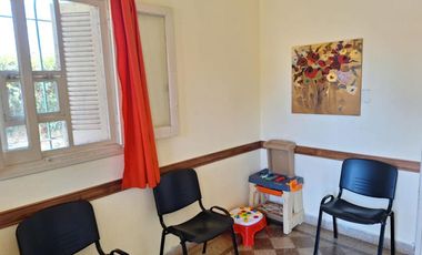 CASA DE 3 DORMITORIOS -GRANADERO BAIGORRIA