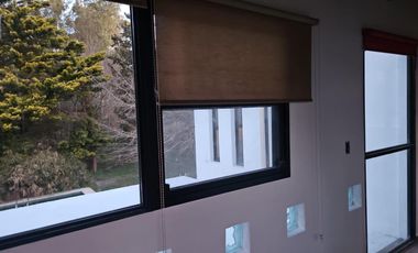 Casa en alquiler - 1 Dormitorio 1 Baño - Cochera - 22.878Mts2 - Villa Elisa, La Plata