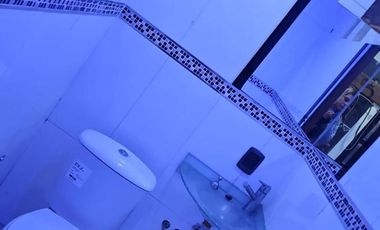 Casa en alquiler - 1 Dormitorio 1 Baño - Cochera - 22.878Mts2 - Villa Elisa, La Plata