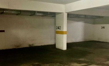 Estacionamiento en venta en LAS CONDES