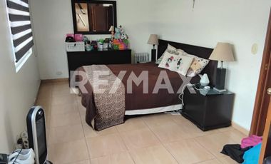 Casa en Venta - (3)