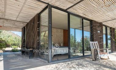 Espectacular propiedad en exclusivo sector de Santa Rita