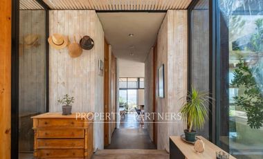 Espectacular propiedad en exclusivo sector de Santa Rita