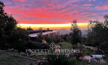 Espectacular propiedad en exclusivo sector de Santa Rita