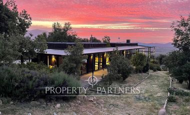 Espectacular propiedad en exclusivo sector de Santa Rita