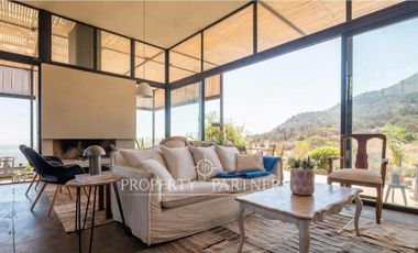 Espectacular propiedad en exclusivo sector de Santa Rita