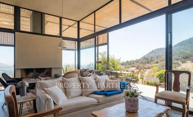 Espectacular propiedad en exclusivo sector de Santa Rita