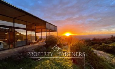 Espectacular propiedad en exclusivo sector de Santa Rita