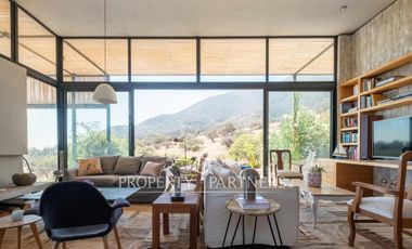 Espectacular propiedad en exclusivo sector de Santa Rita