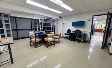 ARRIENDO de LOCALES en PEREIRA