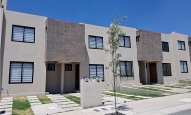 CASA EN VENTA EN CIUDAD MESETA QUERETARO GAA