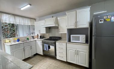 Renta casa en condominio parte baja Av. Toluca