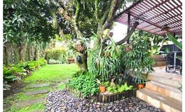 Acogedora Casa Envig el atravesado 💰1790 Mill